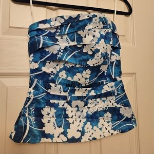 White House Black Market Top